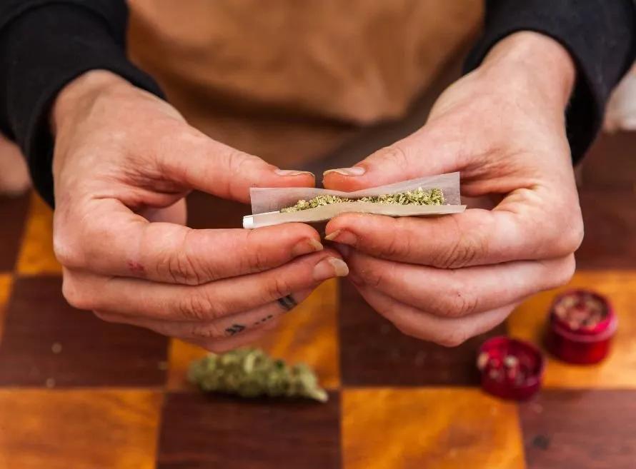 Tips for Easing Back into Cannabis Consumption After a Break
